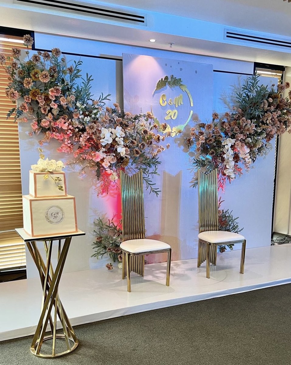 LegendHotel_LOS's tweet photo. Need a place that wows your guests from the moment they walk in?
Our event spaces are ready to flex—boardrooms that mean business by day, party spots that sparkle by night, and everything in-between.

DM or call us to lock in your date. https://t.co/OGXiUHpiT1