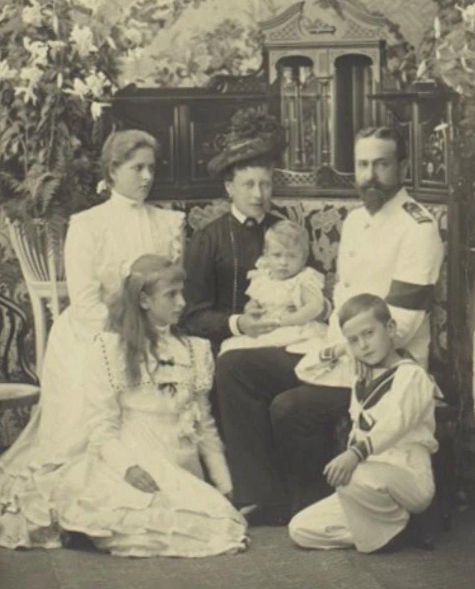 RoyalsOther's tweet image. Born on 25th June 1900, Earl Mountbatten of Burma, born Prince Louis, the youngest child of Prince and Princess Louis of Battenberg. His eldest sister Alice was the mother of the late Prince Philip and the younger Louise became Queen of Sweden.