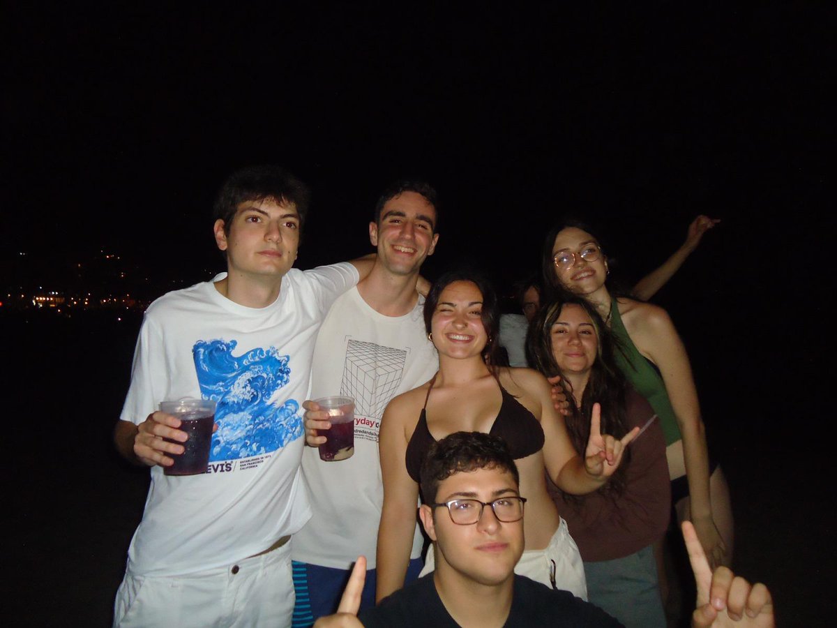 lucasbj___'s tweet photo. fotillos de san juan 🏖️ https://t.co/RTCVccu1ue