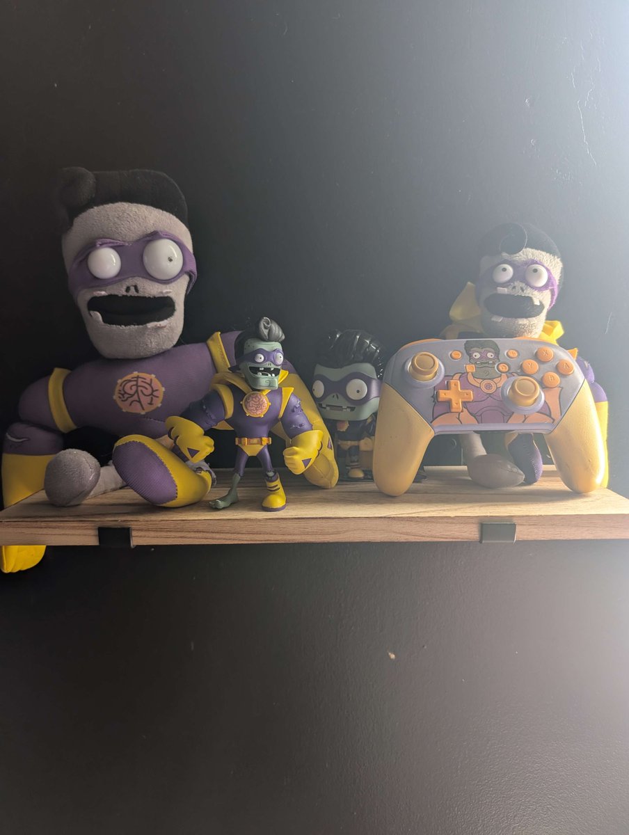 Imlethallotus's tweet photo. I'm not a simp for super brainz I swear
 #pvz #superbrainz #plantsvszombies #pvzgw2 https://t.co/ffBrrPgx9v