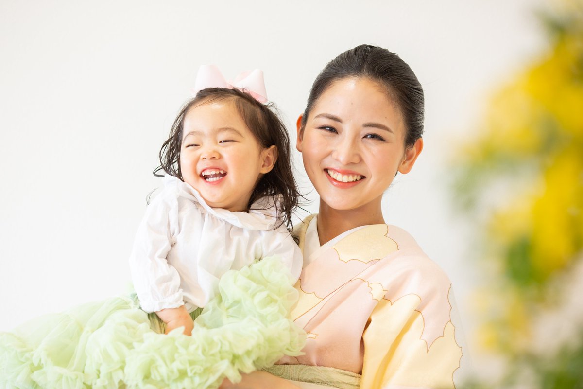 Japan Society (@japansociety) on Twitter photo Last chance! 🍱 Don’t miss <a href="/Kimono_Mom/">Kimono Mom / MOE</a> live at Japan Society this Saturday as the former geisha turned viral home-cooking sensation talks family, food and umami.
🎤 Moderated by <a href="/NHKWORLD_News/">NHK WORLD News</a> anchor Catherine Kobayashi.
🎟️: japansoc.org/3SLLrks Last chance! 🍱 Don’t miss <a href="/Kimono_Mom/">Kimono Mom / MOE</a> live at Japan Society this Saturday as the former geisha turned viral home-cooking sensation talks family, food and umami.
🎤 Moderated by <a href="/NHKWORLD_News/">NHK WORLD News</a> anchor Catherine Kobayashi.
🎟️: japansoc.org/3SLLrks
