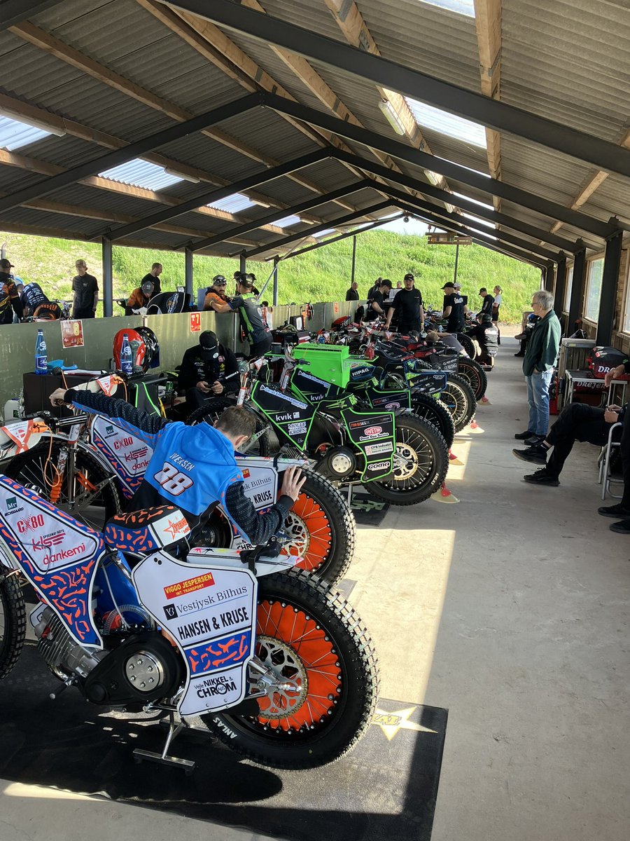 Klar til DM i Speedway, direkte fra Brovst, når vi åbner DM Ugen - DR2 kl 19 🏁