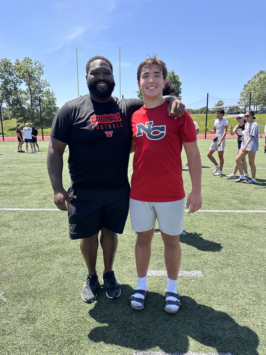 TchakarovThomas's tweet image. I had a great time showcasing my talents at @Wes_Football Red and Black Camp! It was a tremendous opportunity to compete with all the other campers. (Black #93)
@Coach_Nguyen @NewCanaanFB