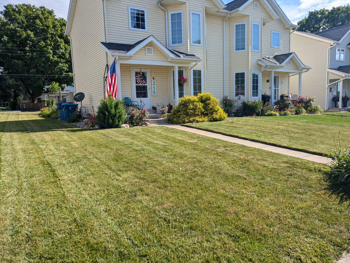 Westin and Ben from Bremen, IN. Who are taking part in our 50 yard challenge , mowed another lawn ! Lawn 11!