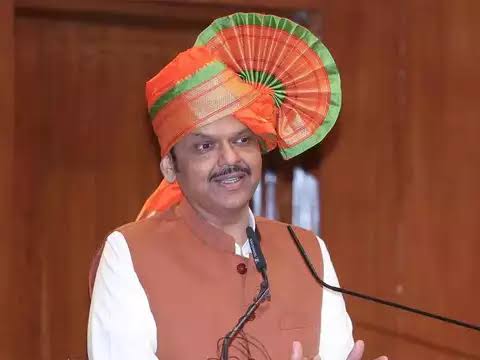 264atEdens's tweet photo. 🔔 वीजग्राहकांसाठी दिलासा देणारी बातमी!
महाराष्ट्रात पहिल्यांदाच वीजदरात ५ वर्षांत २६% घट होणार!
१०% कपात त्वरित लागू – ७०% ग्राहकांना थेट फायदा.
महावितरणच्या प्रयत्नांना MERC ची मान्यता 🙌
पूर्ण श्रेय @Dev_Fadnavis saheb 🔥
#Maharashtra #EnergyReform #ElectricityRateCut https://t.co/HJj7zeifUD