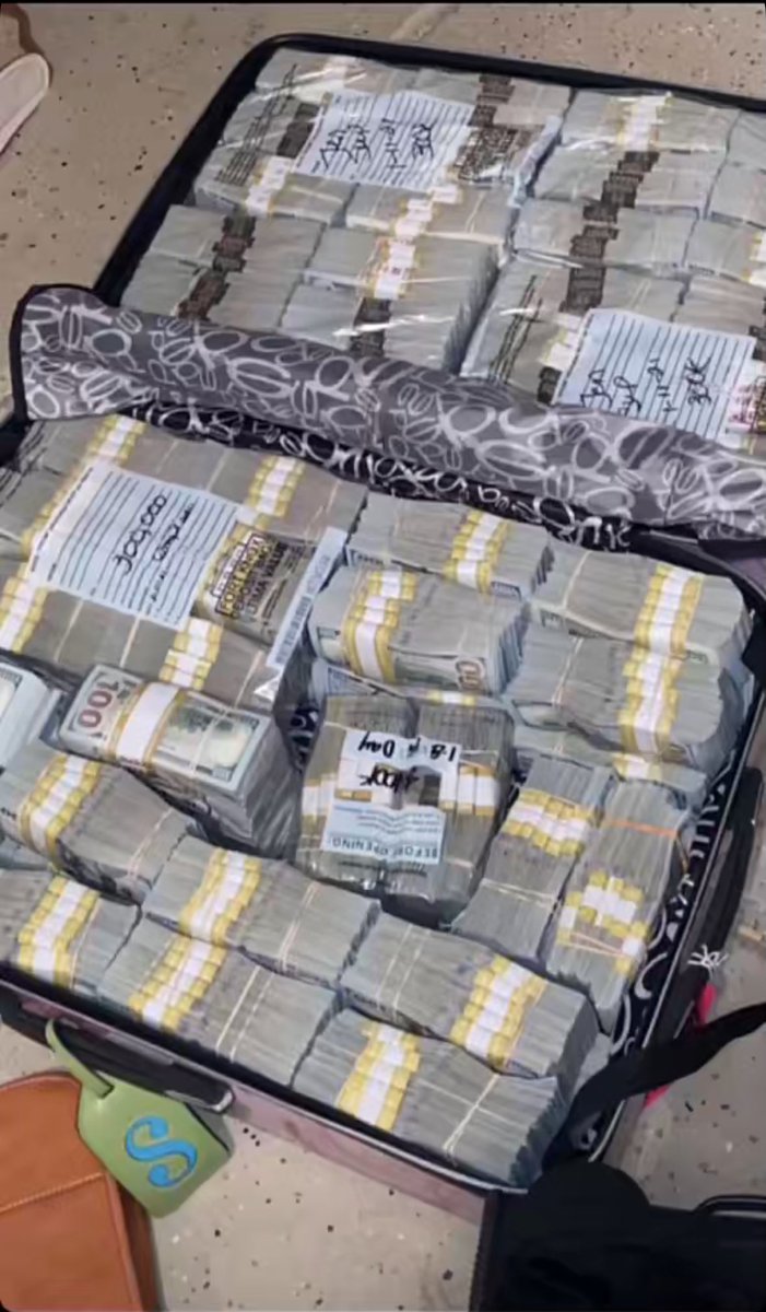 delesharkk1's tweet image. Huge money will locate us before the end of this week. Say amen 🙏