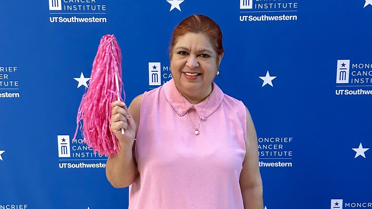 MoncriefCancer's tweet image. We offer free mammograms for women who are uninsured and qualify. Our Mobile Screening Clinic will be in Arlington, Fort Worth, Irving, The Colony, and Waxahachie soon. Request an appointment by calling 800.405.7739.