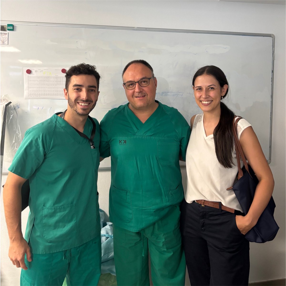 ⚡️Grandes referentes en el oficio de la ablación
⁦<a href="/LuciaCobi/">Lucia Cobi</a>⁩ ⁦<a href="/uaerhulp/">UnidadArritmias La Paz</a>⁩ ⁦<a href="/CardioHULP/">Cardiología La Paz</a>⁩