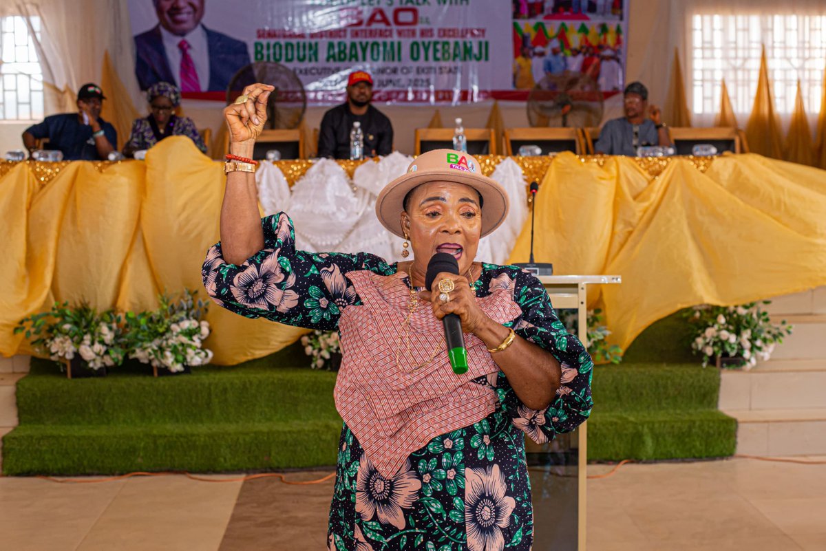 Earlier today, I had the honour of attending the “Youth Let’s Talk With BAO” at Ikere Local Government in the Ekiti South Senatorial District. I used the opportunity to speak to our vibrant youth about the many impactful initiatives Mr. Governor, Biodun Abayomi Oyebanji, has
