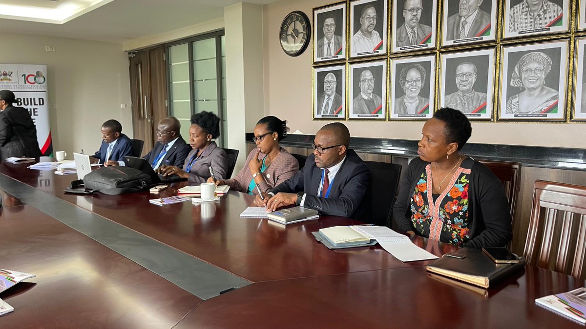 Makerere University, URSB to introduce Master’s Program in Intellectual Property

To bridge the gap between innovation and legal protection in Africa, Makerere University School of Law (SOL) <a href="/Makerere/">Makerere University</a> , in partnership with the Uganda Registration Services Bureau (URSB), has