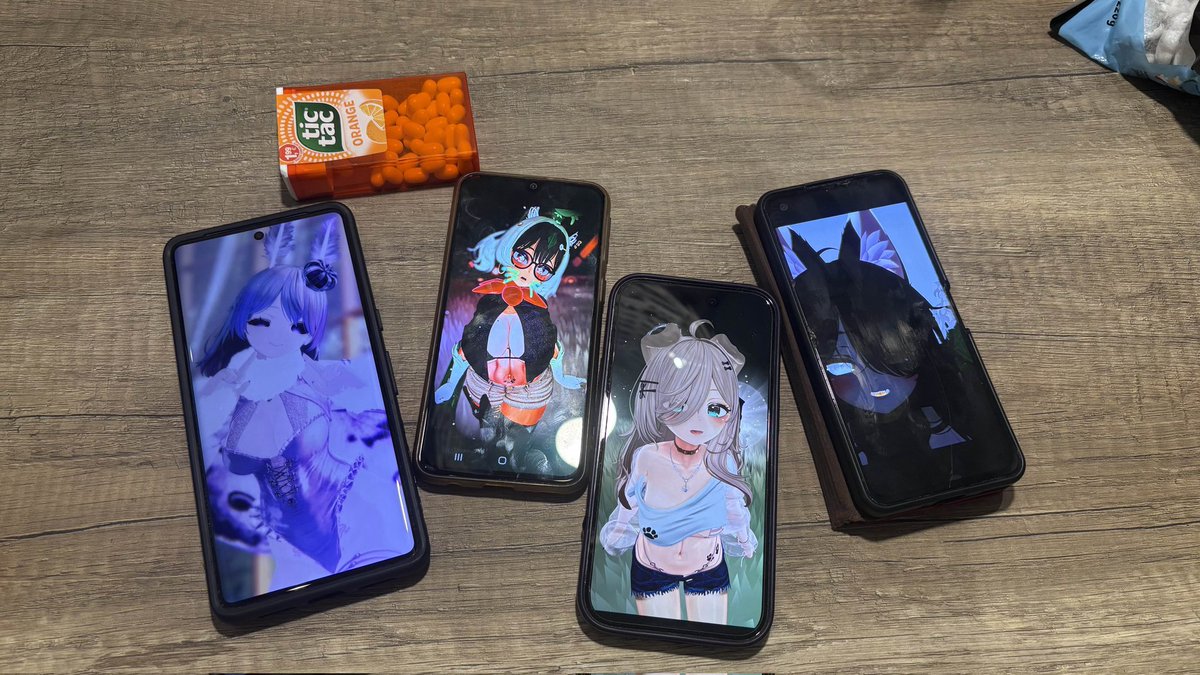 VioletRainVR's tweet image. We OUT HERE