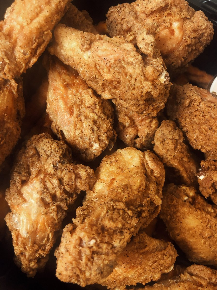 exchequerpub's tweet image. Need lunch? Call 312-939-5633 to make a reservation or order carry-out! You can also use @UberEats and @Grubhub for deliveries. 

#Lunchtime #Chicago #Exchequer #FamilyOwned #FamilyOperated