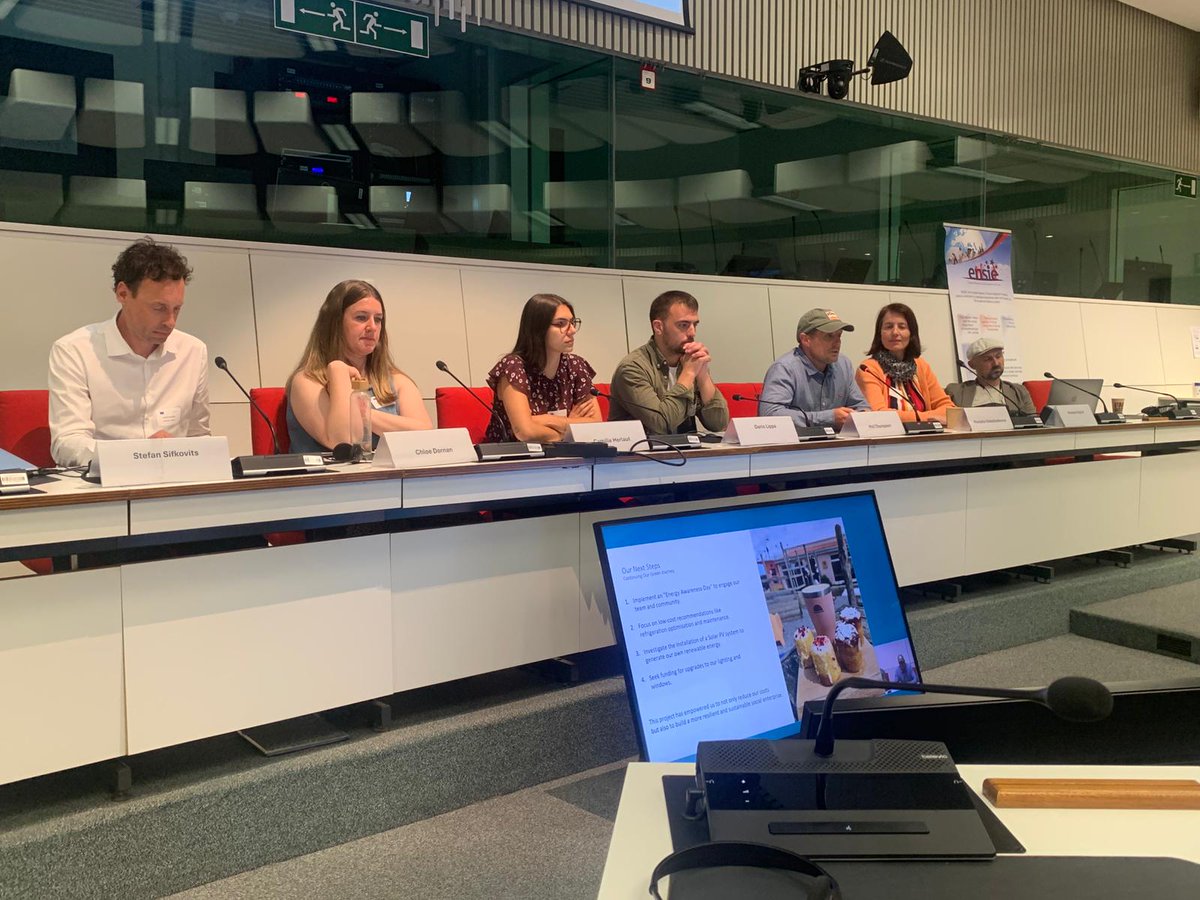 ensienetwork's tweet photo. 🥳 The #GreenBoost4WISEs Final Conference spotlighted inspiring #WISEs from 🇮🇹🇮🇪🇦🇹🇨🇿, sharing their green journey!
Wrapped up by ENSIE’s Director Patrizia Bussi & EISMEA’s Romain Bouttier, underlining the project’s EU-wide value.
More to come, keep an eye on us!
#EESCpartnerships https://t.co/WvemcwP6Pz