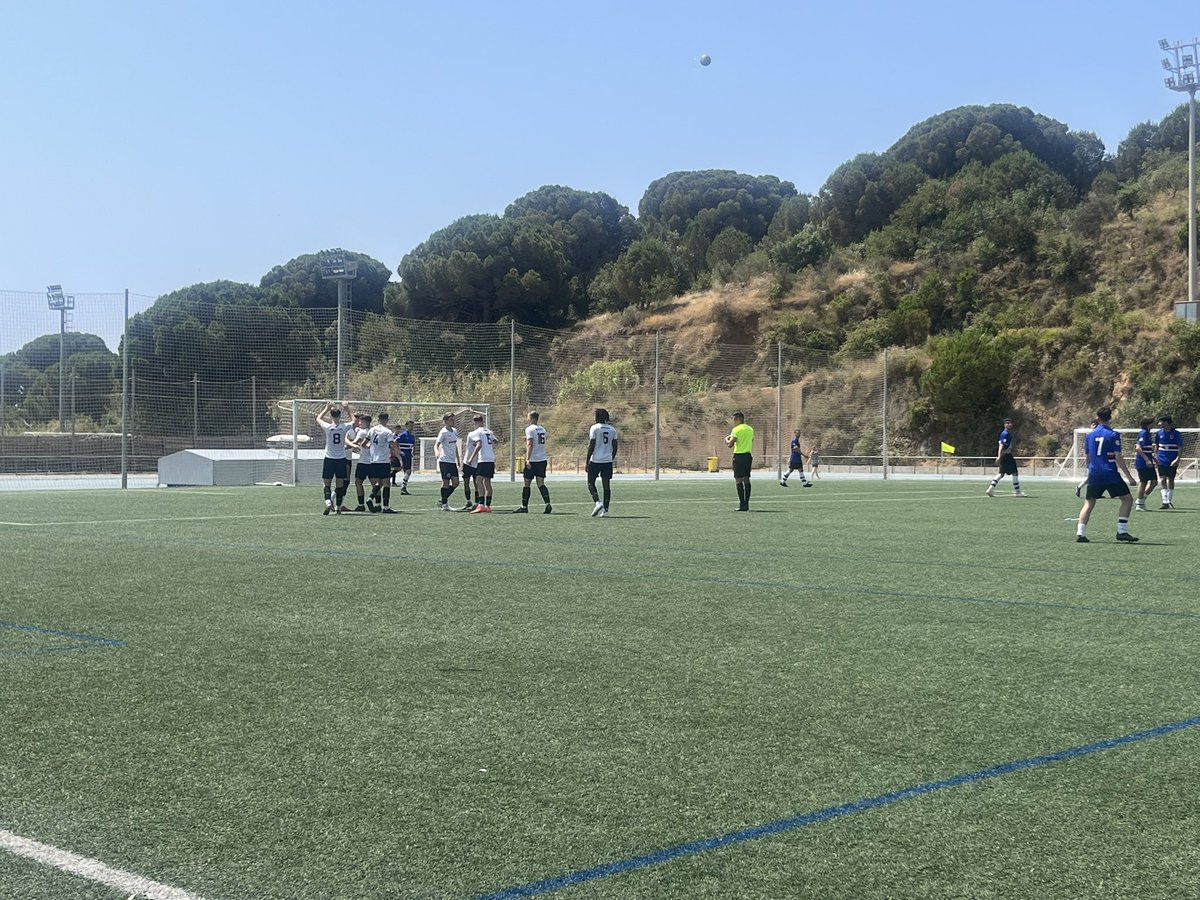 Unfortunately our U17s Copa Catalunya tournament comes to an end.

Unfortunately they won’t qualify for the final day tomorrow ⚽️

Our U19s will play their semi final against 🇧🇬 UFC Sofia at 12.00 (local time)