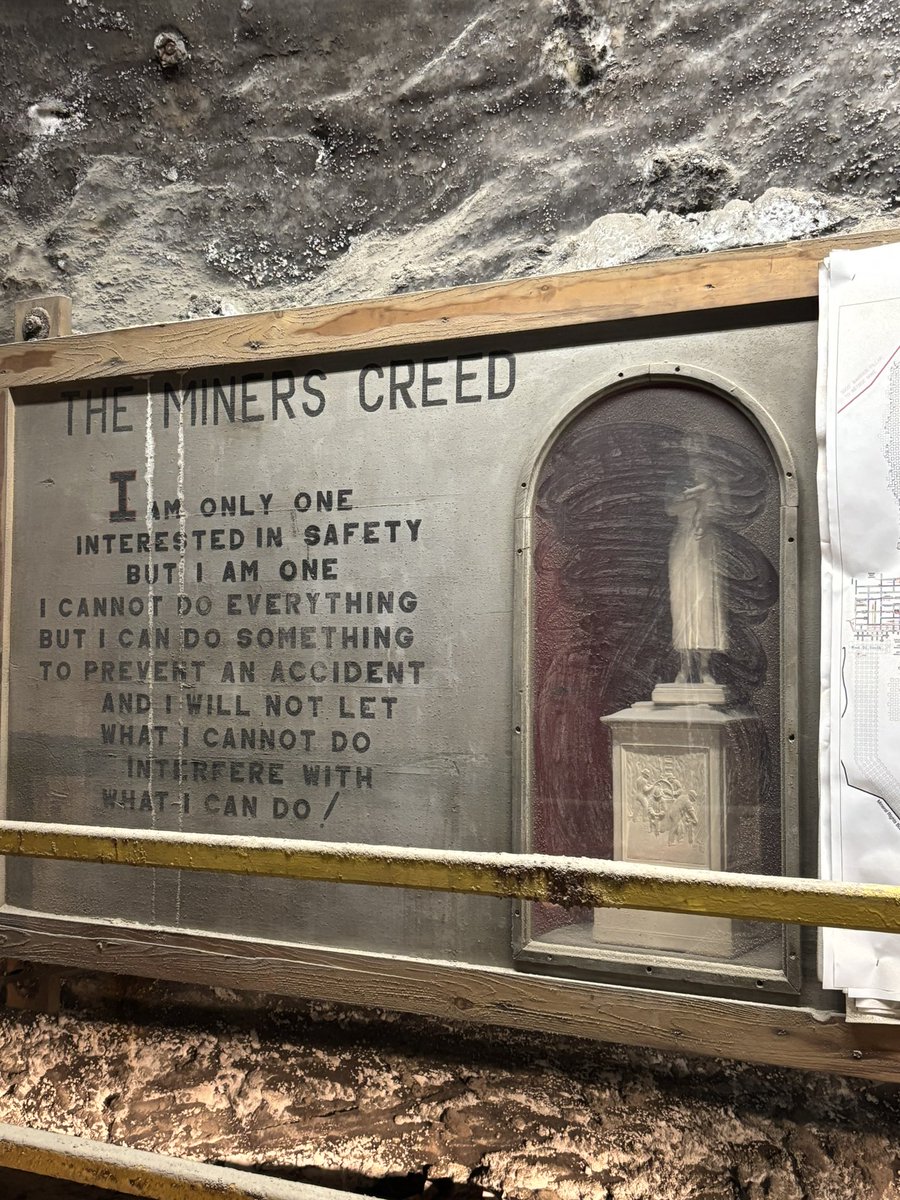 Took a trip to the largest operating salt mine in the country! 🧂🛠️

American Rock Salt employs over 400 New Yorkers, playing a vital role in keeping our roads safe and prioritizing local jobs. Thanks for the tour!