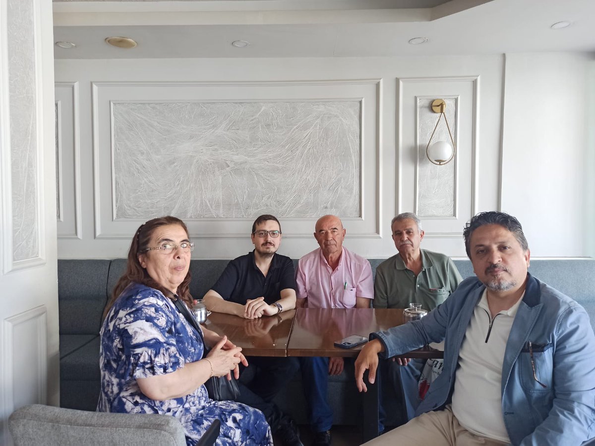AK Kadın Çankaya (@akcankayakadin1) on Twitter photo 📍Umut Mahallesi
Siyasi ve Hukuki İşler birimimiz,Ana Kademe ile birlikte değerli esnafımızı ziyaret ederek, vatandaşlarımızla biraraya geldi.
#SevdamızÇankaya💙
Birlikte daha güzel yarınlara
<a href="/tugbaisikercan/">Tuğba IŞIK ERCAN</a>
<a href="/akgul_aysel/">Aysel Koçak Akgül</a>
<a href="/deryakaytan8405/">Derya Kaytan</a> 📍Umut Mahallesi
Siyasi ve Hukuki İşler birimimiz,Ana Kademe ile birlikte değerli esnafımızı ziyaret ederek, vatandaşlarımızla biraraya geldi.
#SevdamızÇankaya💙
Birlikte daha güzel yarınlara
<a href="/tugbaisikercan/">Tuğba IŞIK ERCAN</a>
<a href="/akgul_aysel/">Aysel Koçak Akgül</a>
<a href="/deryakaytan8405/">Derya Kaytan</a>