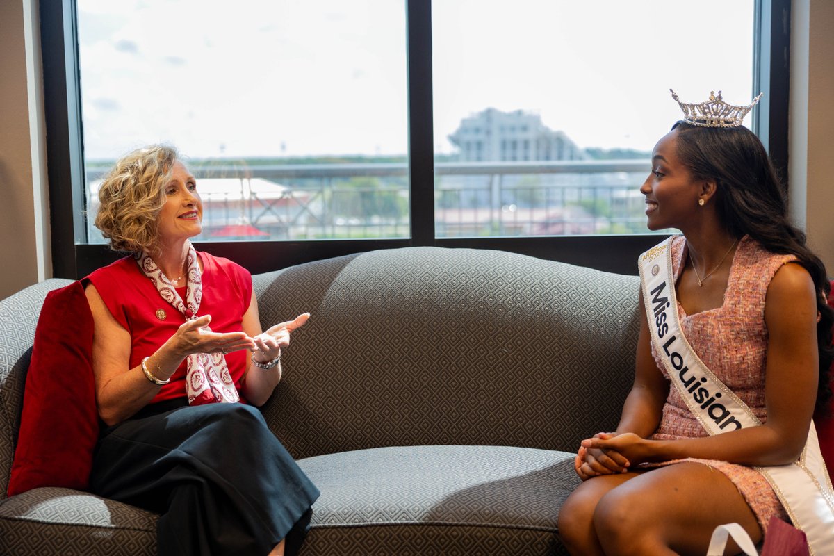 ULM_Official's tweet image. ULM student Gabrelle McLeod was crowned Miss Louisiana 2025 on Saturday, June 21, 2025, at the Monroe Civic Center. McLeod, a senior kinesiology and exercise science major from Vicksburg, Miss., competed as Miss Cane River. This was her second time competing at Miss Louisiana…