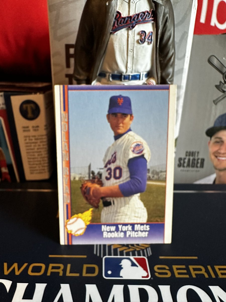 🚨 FREE GIVEAWAY TIME! 🚨

We had 22 reposts/entries yesterday
(Congrats to <a href="/Tiredstepmom/">Danielle Rodriguez</a> for winning the Ryan card!)  

I’ll do one every day as long as the reposts go up! So 23 or more on this one and I’ll do it again

Today I am giving away a 1991 Pacific Nolan Ryan Mets