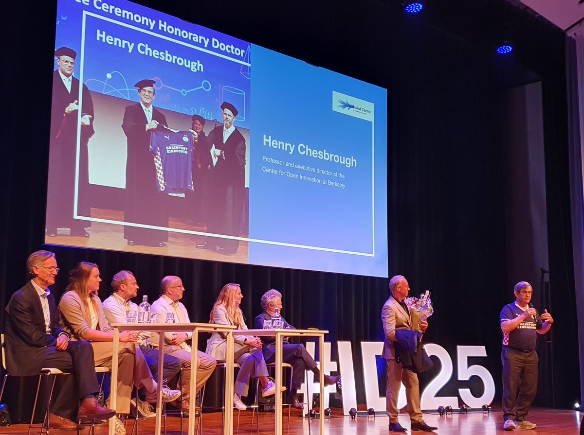 . <a href="/HenryChesbrough/">Henry Chesbrough</a> having just received an honorary doctorate from <a href="/TUeindhoven/">TU Eindhoven</a> addresses a captivated audience at #ID25 on how to build a strong tech ecosystem <a href="/HolstCentre/">Holst Centre</a> <a href="/Brainport_int/">Brainport Eindhoven</a>