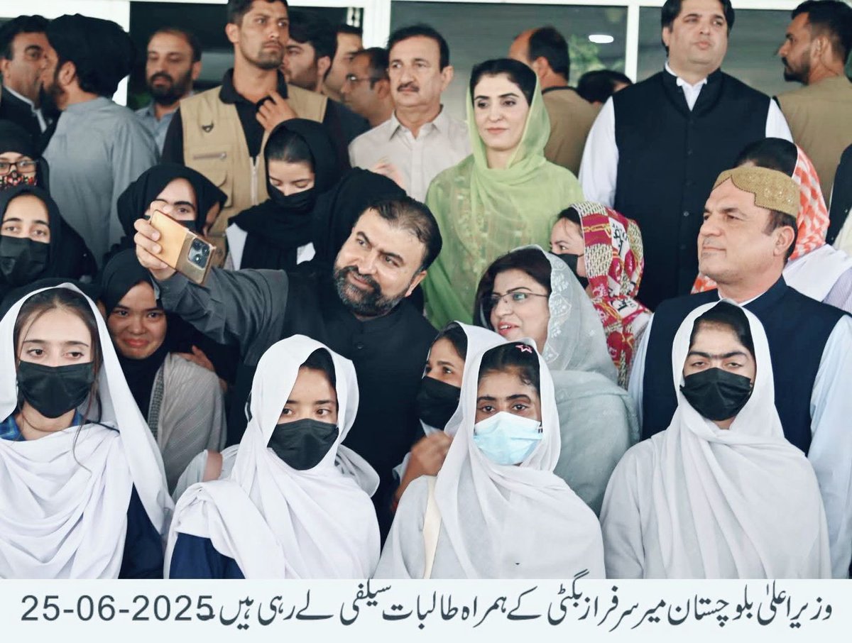 Meena Majeed Baloch, MPA (@meena_majeed) on Twitter photo Alhamdulillah! Today, another people-centric #budget has been approved by Pakistan Peoples Party Govt .
Congratulations to CM #Balochistan <a href="/PakSarfrazbugti/">Sarfraz Bugti</a>, his cabinet, and all the representatives.
“An other step towards Brighter future of Balochistan” انشااللہ Alhamdulillah! Today, another people-centric #budget has been approved by Pakistan Peoples Party Govt .
Congratulations to CM #Balochistan <a href="/PakSarfrazbugti/">Sarfraz Bugti</a>, his cabinet, and all the representatives.
“An other step towards Brighter future of Balochistan” انشااللہ