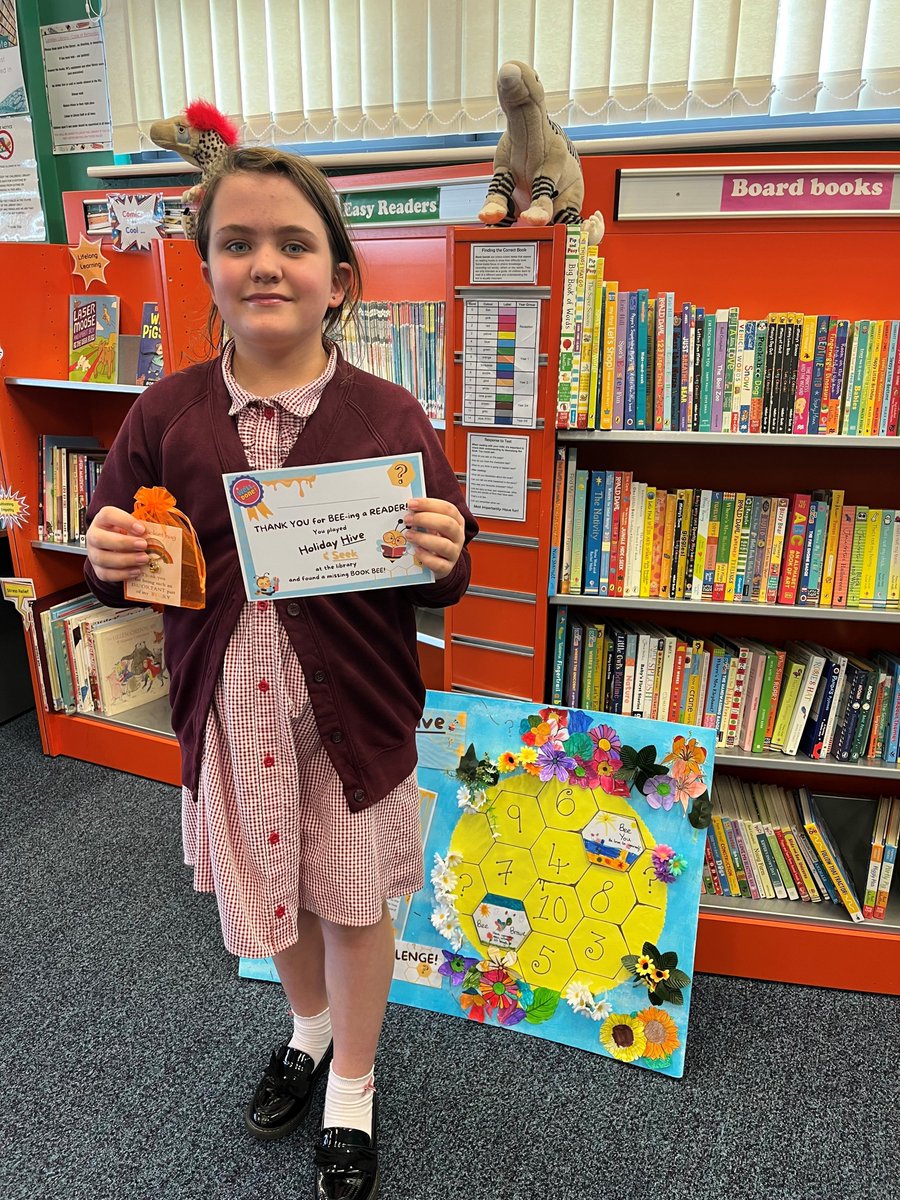 🐝 Well done to Willow who returned a missing book bee to the hive at Langley Library yesterday. 
There are still 8 more bees that need to be found here at Langley so keep your eyes peeled when borrowing a book. 🐝