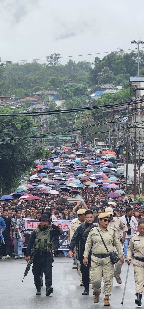 AboriginalKuki's tweet image. Manipur📍
Today in Kangpokpi hundreds gathered under the leadership of COTU, KISH, KWU, KWOHR, and KSO-SH to express collective anguish over the arrest of Kuki-Zo Village Volunteers (KZVV) by the @NIA_India & @CBIHeadquarters
This rally is a solemn act of resistance against…