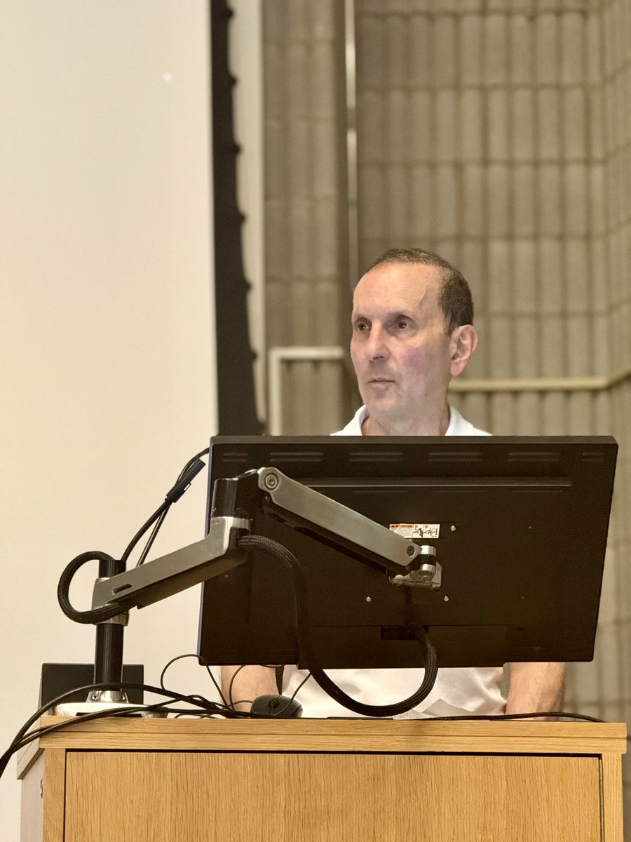 CANSARICA2's tweet image. An absolute privilege to hear from 2025 Breakthrough Prize winner Dr. Daniel Drucker (@DanielJDrucker) on the neuroprotective potential of GLP-1R agonists at @CPIN_UofT Research Day. Exciting to learn that the main phase of the EVOKE trial (semaglutide in Alzheimer’s) is nearing…