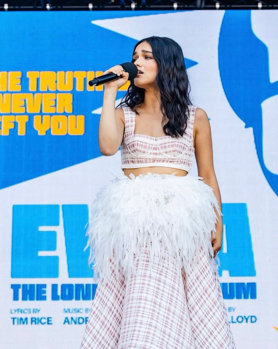 theatrechannel's tweet image. 🎭 What were your highlights from West End LIVE? 🌟 Have you caught up on all the incredible performances yet? Let us know your standout moments in the comments 👇🎶 #WestEndLIVE #TheatreChannel #StageMagic