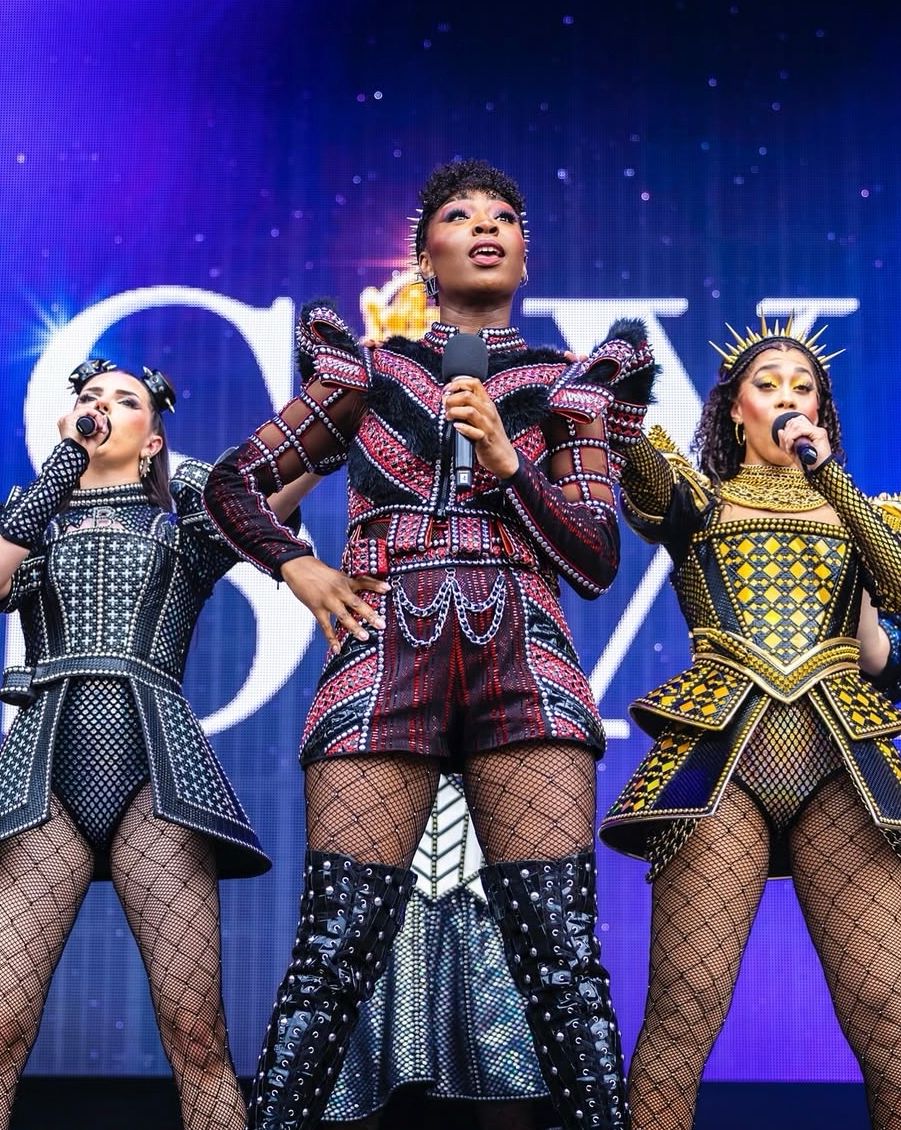 theatrechannel's tweet image. 🎭 What were your highlights from West End LIVE? 🌟 Have you caught up on all the incredible performances yet? Let us know your standout moments in the comments 👇🎶 #WestEndLIVE #TheatreChannel #StageMagic