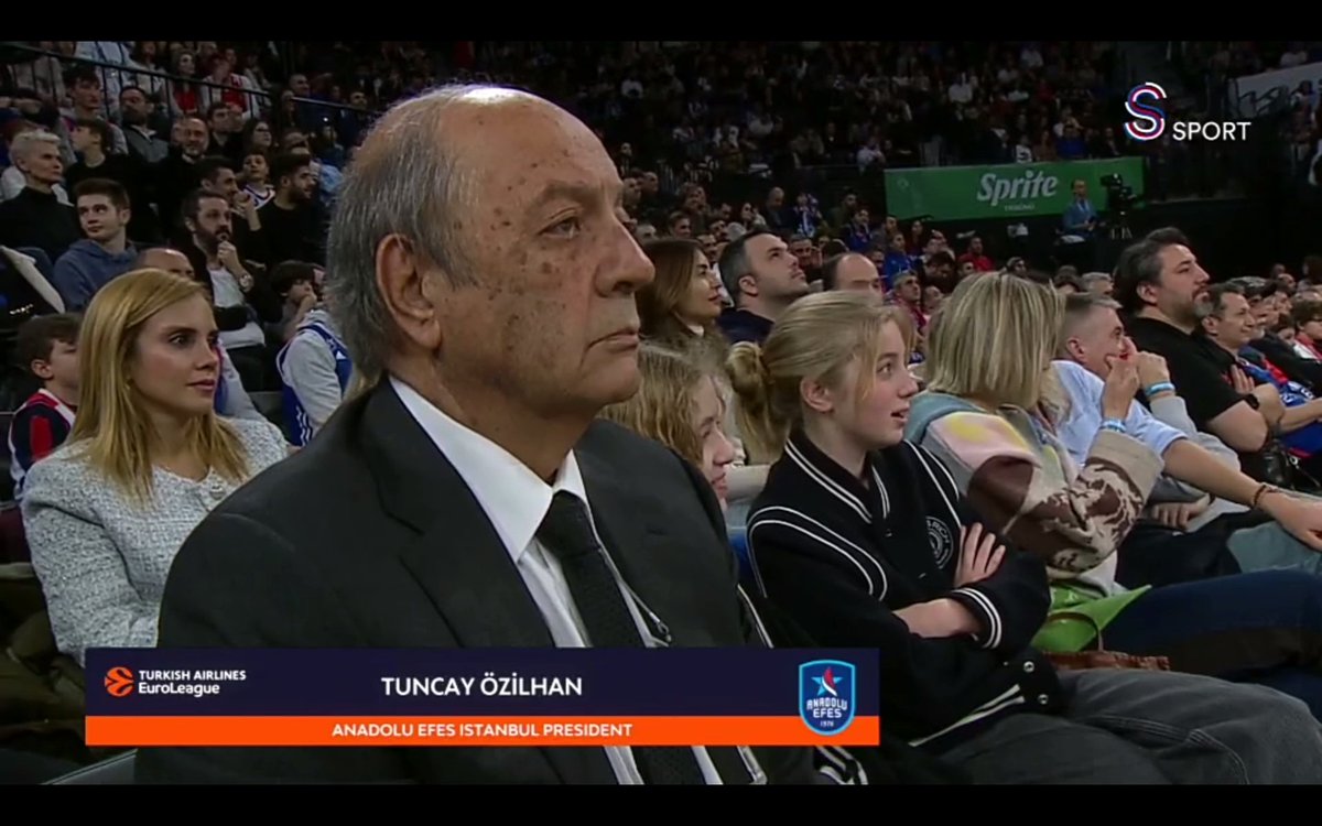 Eğer masayı kurmuşsa oyunu da kurmuştur kral sadece zaman geçiriyor