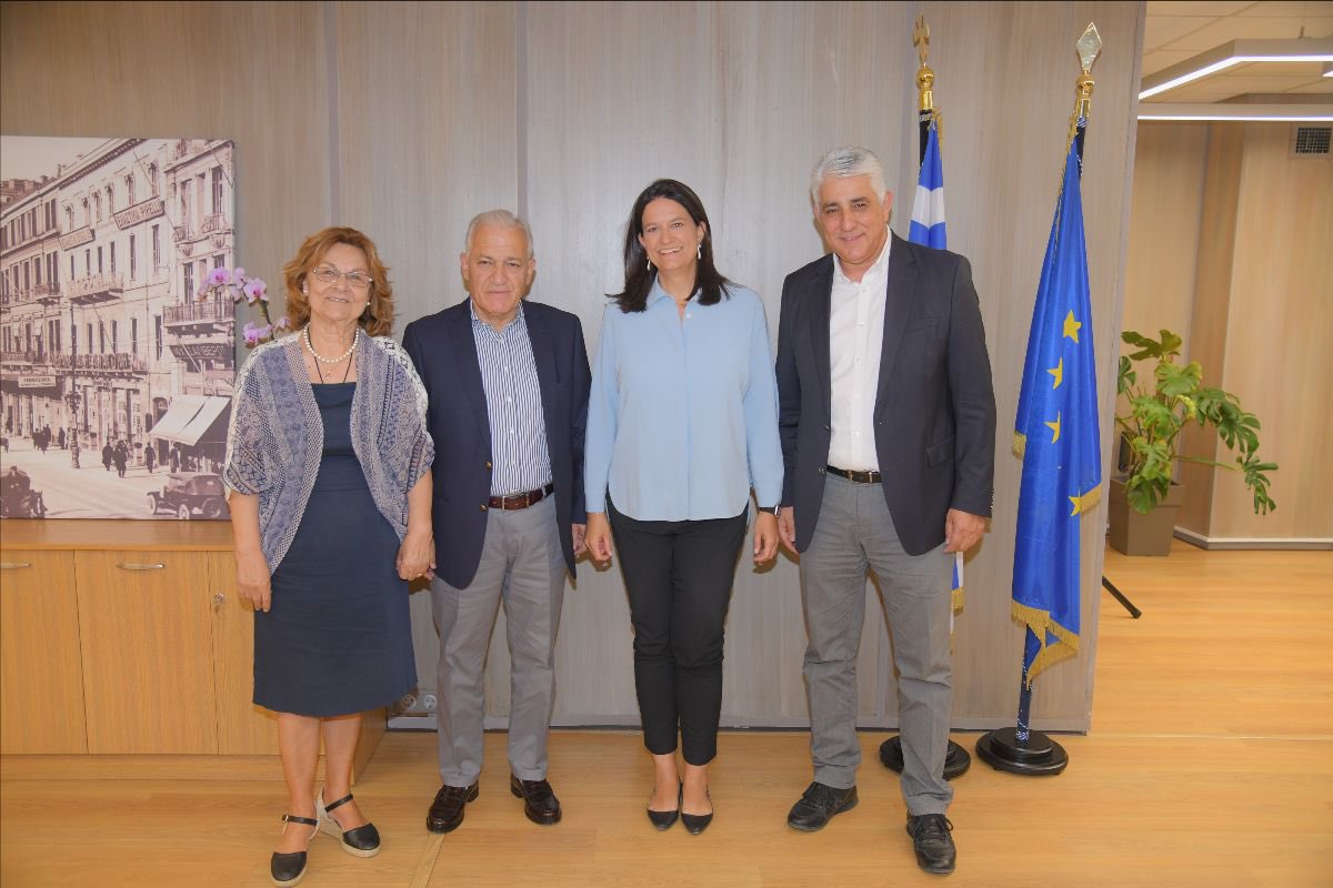 Συνάντηση της ΚΕΔΕ με την Υπουργό Εργασίας Νίκη Κεραμέως <a href="/nkerameus/">Niki Kerameus</a> 

Καίρια θεσμικά και ασφαλιστικά αιτήματα αιρετών στο επίκεντρο της συνάντησης της ΚΕΔΕ με την Υπουργό Εργασίας Νίκη Κεραμέως

Διαβάστε περισσότερα εδώ:
tinyurl.com/mtecfesp