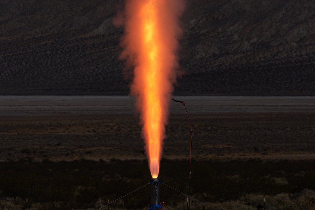 bps_space's tweet image. Reminder to kiss your motors goodnight 🚀💤
#Rocket #Aerospace