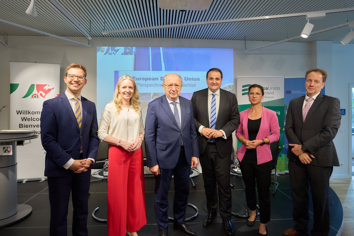 Andrius Kubilius tweet media