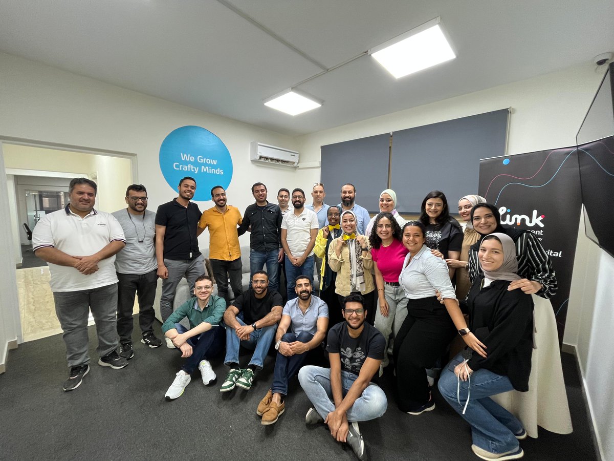 linkdevelopment's tweet image. Father&apos;s Day memories made! 

Our Cairo &amp;amp; Alexandria teams celebrated our amazing dads with games, special shawarma &amp;amp; heartfelt moments. Perfect way to thank our Super Hero fathers! Together, we live &amp;amp; work within a circle of happiness. 

#LinkDevelopment #FathersDay2025…
