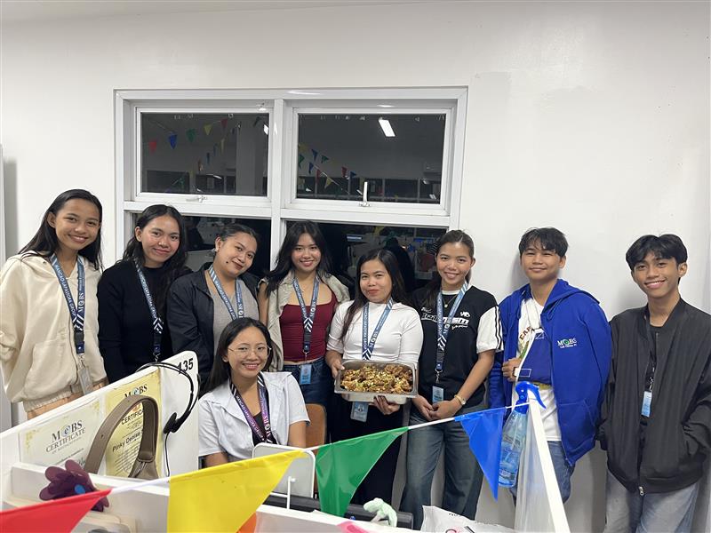 MebsPh's tweet photo. 𝐌𝐄𝐁𝐒 𝐂𝐔𝐋𝐓𝐔𝐑𝐄 | 𝐏𝐎𝐓𝐋𝐔𝐂𝐊 𝐖𝐄𝐃𝐍𝐄𝐒𝐃𝐀𝐘 🍽️✨⁣
At MEBS CALL CENTER PH, we don't just work together — we eat together! Potluck Wednesday is more than just a feast, it's a celebration of unity, sharing, and the diverse flavors of our amazing team. 🫶💼⁣ https://t.co/lzTGFB8g5w