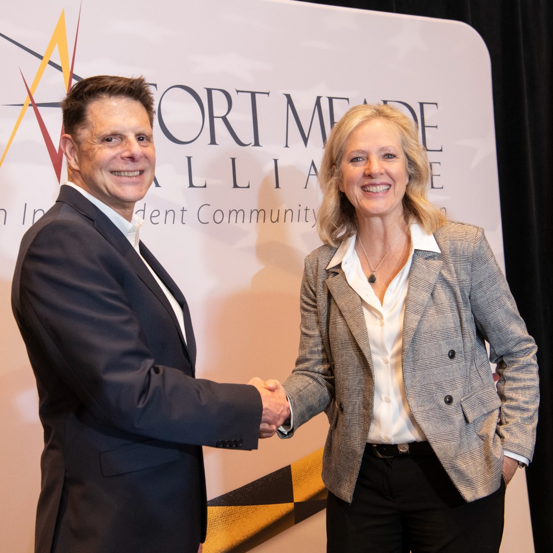 FtMeadeAlliance's tweet image. On June 12, the #FMA marked a leadership transition as Joe Pacileo of @MasterPeaceLtd concluded his tenure as president. Roxanne Wood of @Boeing, will begin her 3-year term as president on July 1.
Read more about FMA's upcoming leadership changes: ow.ly/JMpZ50Wct10