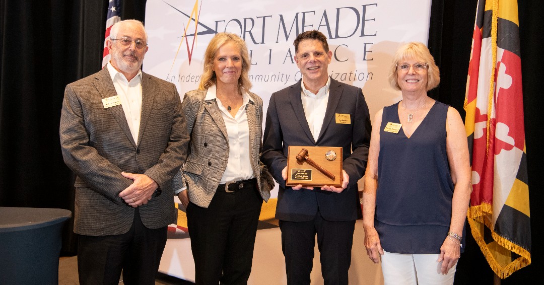 FtMeadeAlliance's tweet image. On June 12, the #FMA marked a leadership transition as Joe Pacileo of @MasterPeaceLtd concluded his tenure as president. Roxanne Wood of @Boeing, will begin her 3-year term as president on July 1.
Read more about FMA's upcoming leadership changes: ow.ly/JMpZ50Wct10