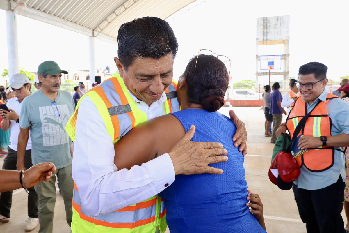 APOYANDO A LLANO GRANDE, VAMOS A PONER A LA COSTA DE PIE

Estamos cumpliendo con nuestra palabra, apoyando a todas las comunidades afectadas por el huracán Erick, por eso venimos a Llano Grande, Santiago Tapextla, para acompañar a nuestras hermanas y hermanos.

Juntas y juntos,