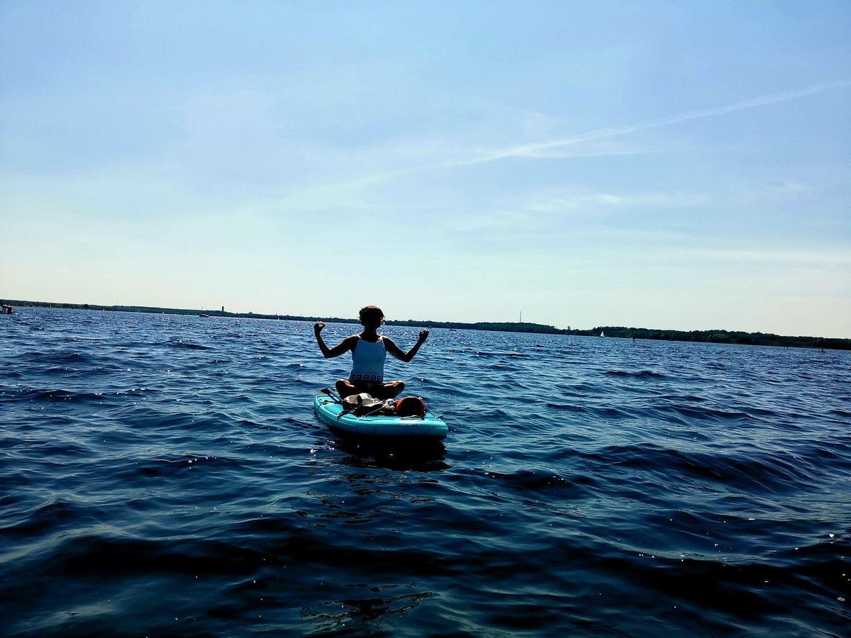 VIP_Britta's tweet photo. Sommer, Sonne, SUP 🌊🌞🏄‍♀️ - doch heute wurde mein SUP-Board sogar zur Yogamatte 😁: beim SUP-Yoga 🏄‍♀️🧘‍♀️😌! Klasse, oder?!! 😉😄  #cospudenersee #SUP https://t.co/AFXMPm0Ed2