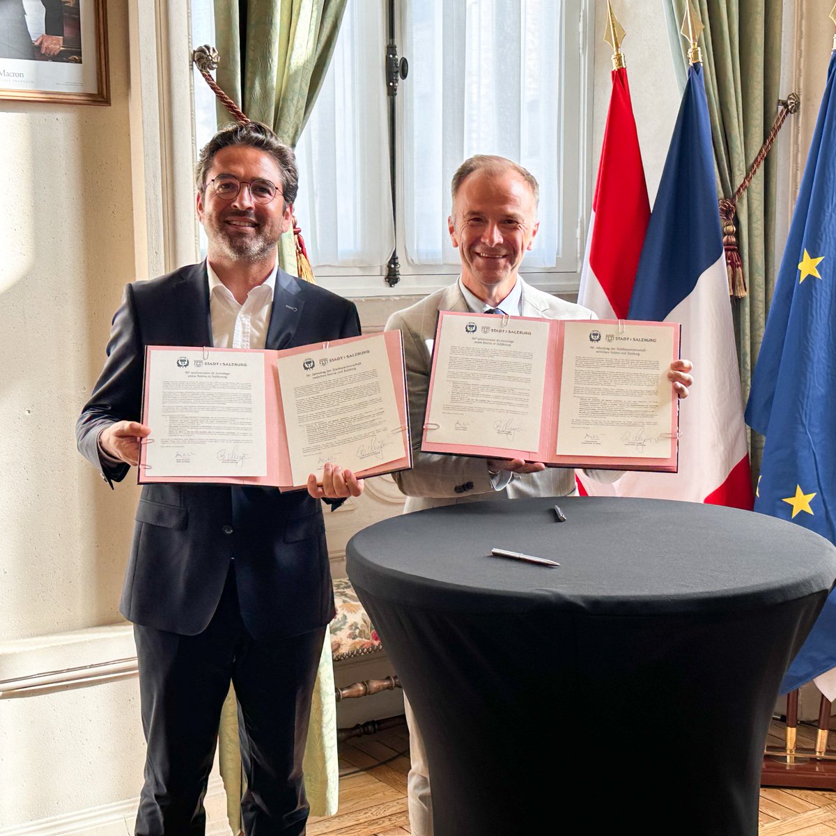 VilledeReims's tweet photo. Accueil à #Reims du maire de Salzbourg, Bernhard Auinger et d’une délégation Autrichienne dans le cadre du 60e anniversaire du #jumelage entre la ville de Reims et celle de #Salzbourg ! https://t.co/rV5GEBqwDG
