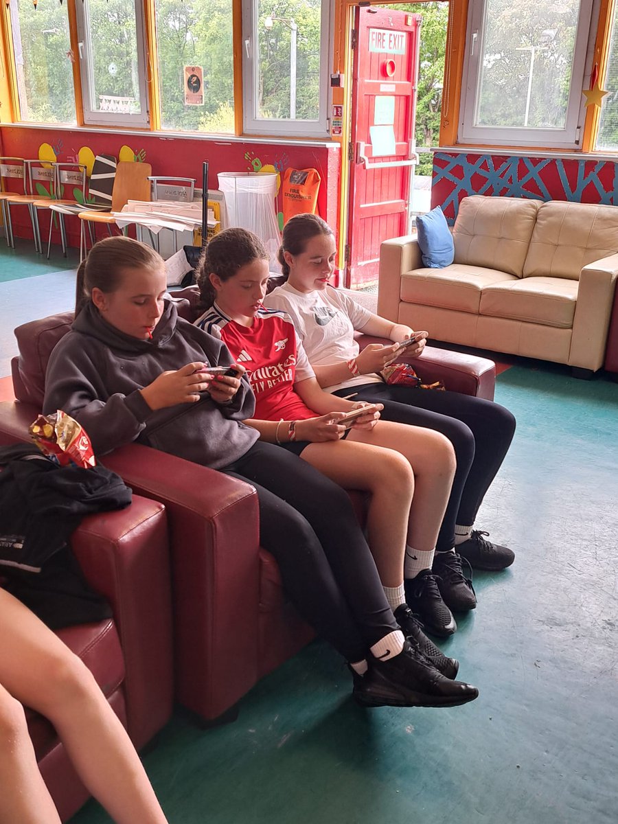 Castleconnell Goes to The Factory! 

A last minute change in plan for the #Castleconnell Youth Group saw them have their summer BBQ at The Factory Southside Youth Space! 

The group were due to have outdoors in Castleconnell but alas, Mother Nature has other ideas! ☔️ 

#lys