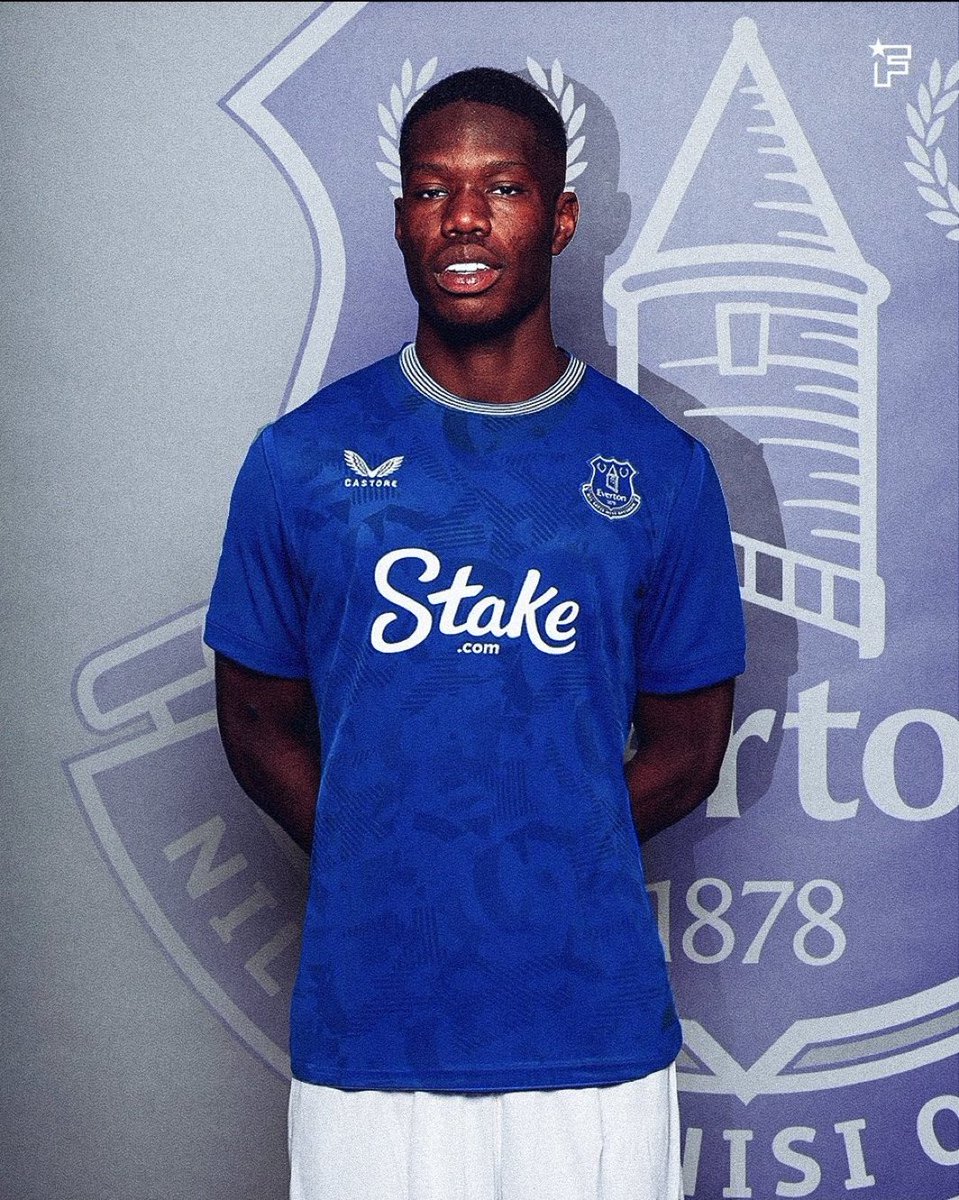 🚨 BREAKING! 

Everton are confident to seal the deal Thierno Barry in the next days! 🇫🇷 

The striker want to join the Toffees. 🤝

ℹ️ <a href="/Santi_J_FM/">Santi Aouna</a>
