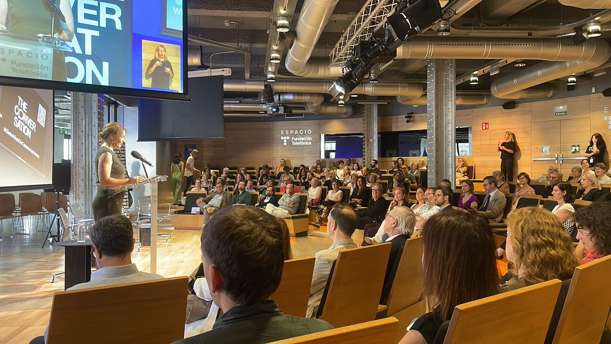 Felicidades!! Qué gran equipo y qué bien rodeados estamos .