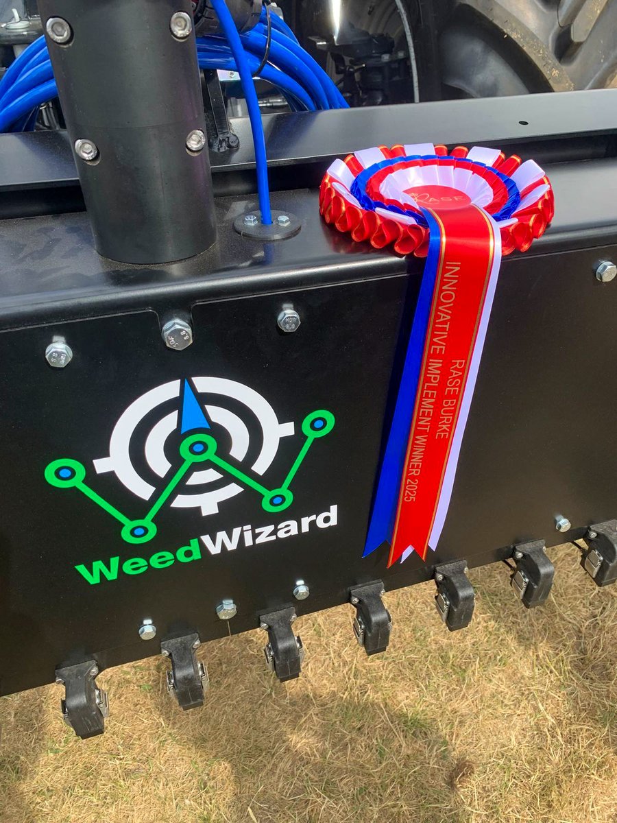 Techneat tweet media