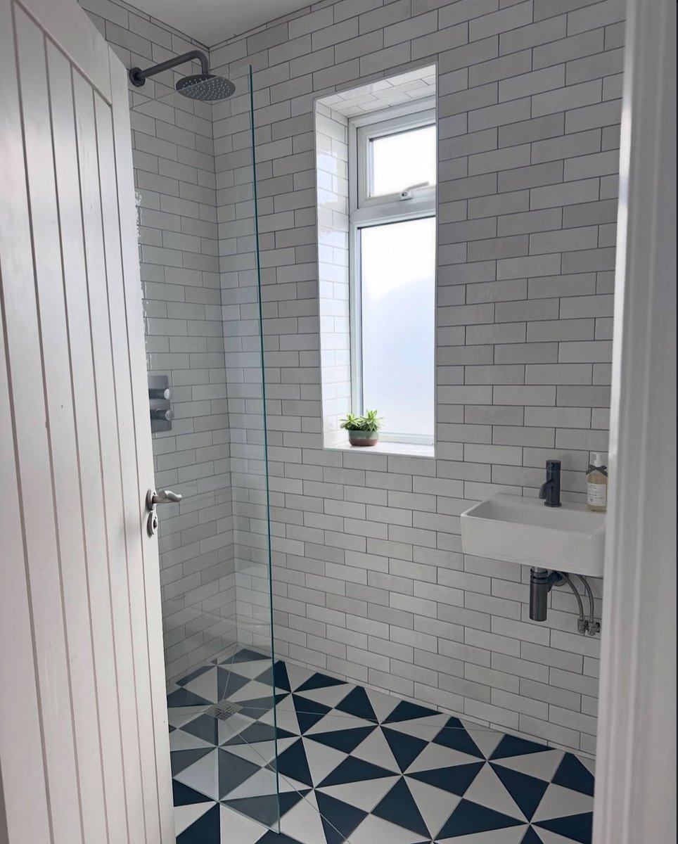 Tiles Direct tweet media