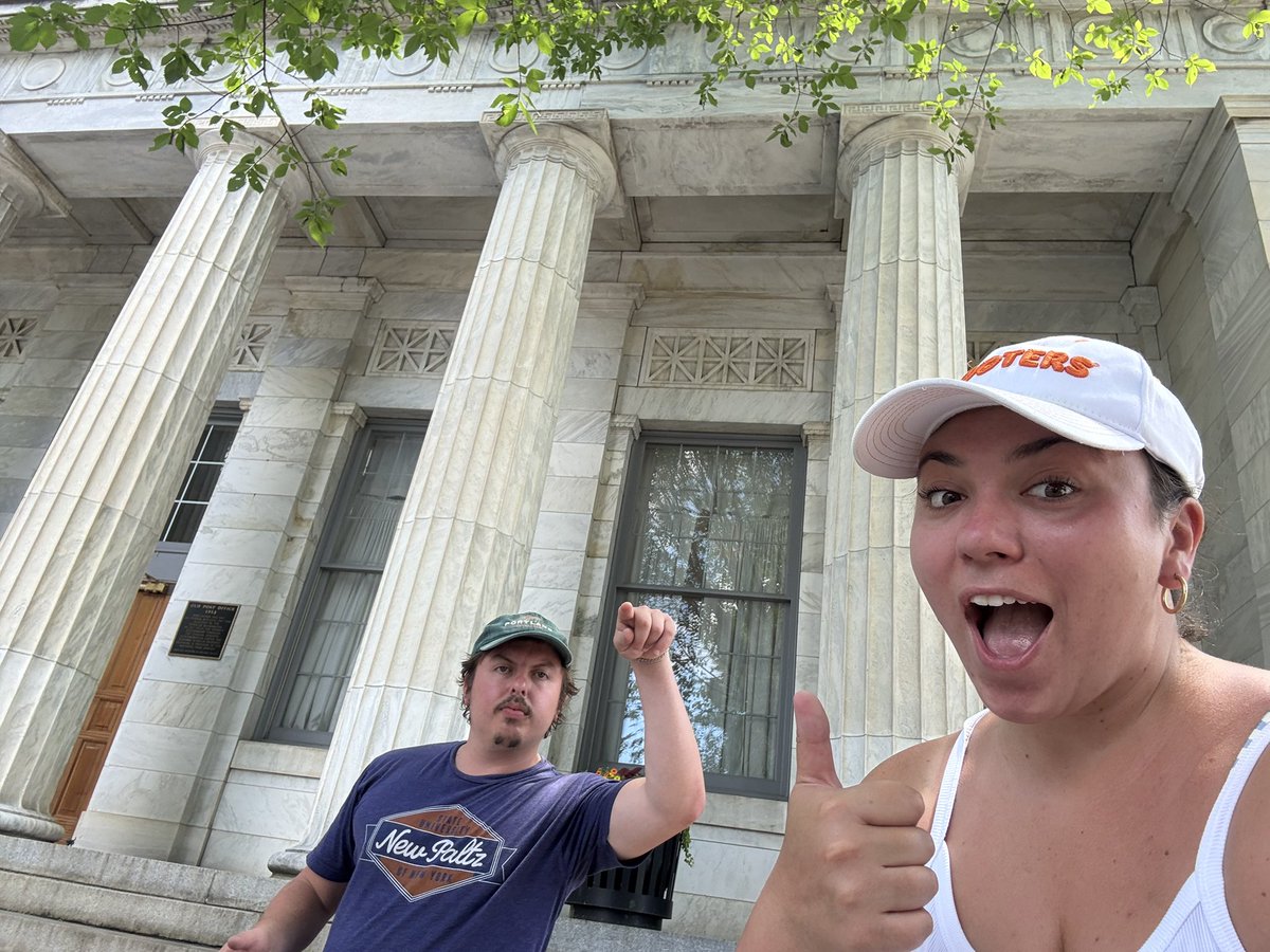 MrsPPLongisland's tweet image. WE LOVE YOU BENNINGTON VERMONT! 
#bennington #vermont