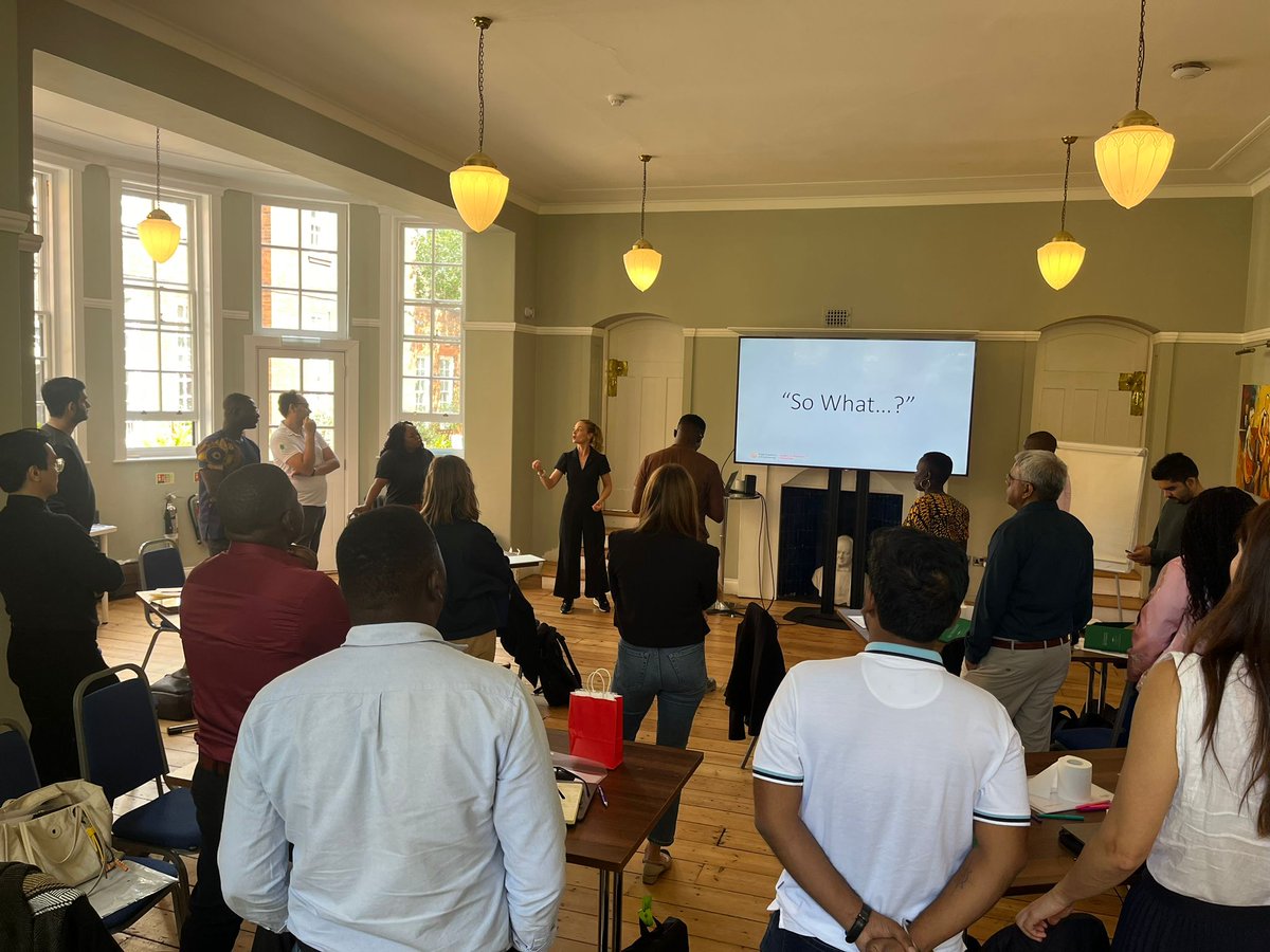 Upskilling their creative communication, our Advance 2025 #InnovationLeaders kicked off their two-week UK residential with an immersive workshop on effective storytelling, and how to pitch with impact.

Discover the entrepreneurs of Advance 2025: raeng.org.uk/programmes-and…