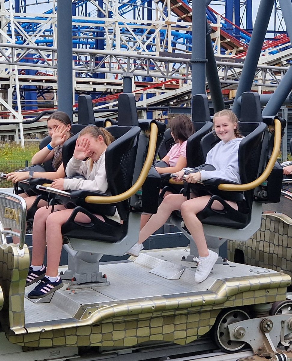 QueenMargaretAcademy tweet media