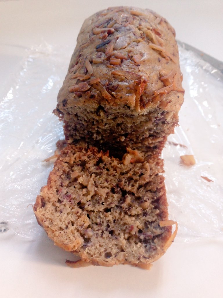 MAVEN😍 (@simplymaven) on Twitter photo Received this Joy giver banana bread from <a href="/jadesola_niyi/">jadesolaonicake||AkureBaker||VirtualAssistant||</a>.. God bless our sponsor <a href="/blessed4ever_10/">King 🤗 🤴🏾🇩🇪</a> This is supper yummy and the inside taste?? Rich and heavily !! ❤️❤️ Received this Joy giver banana bread from <a href="/jadesola_niyi/">jadesolaonicake||AkureBaker||VirtualAssistant||</a>.. God bless our sponsor <a href="/blessed4ever_10/">King 🤗 🤴🏾🇩🇪</a> This is supper yummy and the inside taste?? Rich and heavily !! ❤️❤️