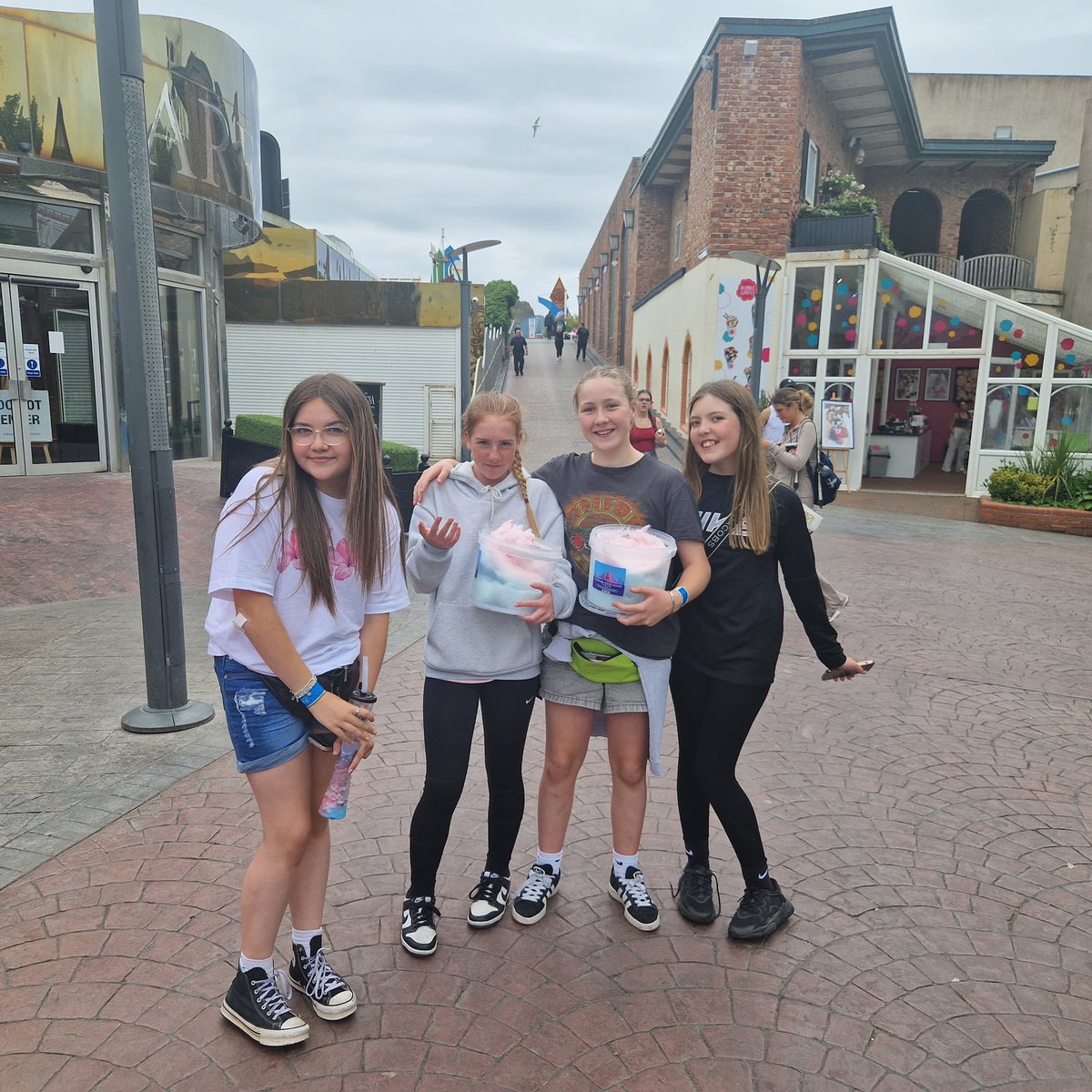 QueenMargaretAcademy tweet media